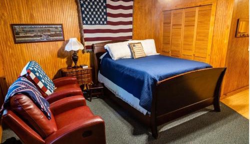 Queen Room