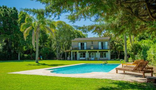 Three-Bedroom Townhouse