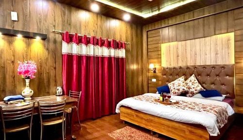 Triple Room with Mountain View