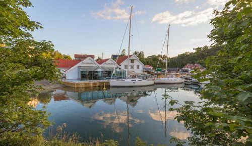 Superior One-Bedroom Apartment