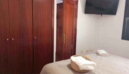 One-Bedroom Apartment with Bay View