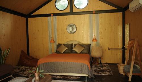 King Room with Mountain View