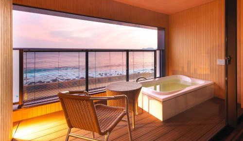 Deluxe Twin Room with Sea View