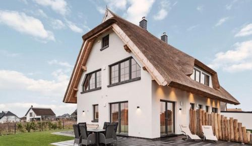 Three-Bedroom Holiday Home 