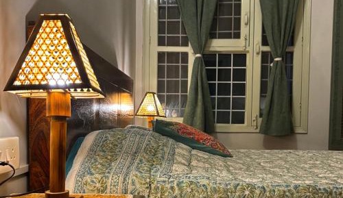 Three-Bedroom Premium Apartment