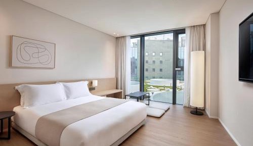 Deluxe Ondol Garden View