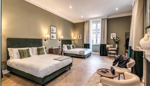 Deluxe Quadruple Room