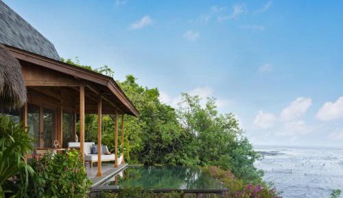 Cliff Front Ocean View Villa with Private Pool