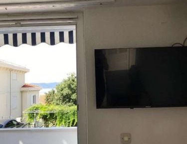 Studio with Balcony and Sea View