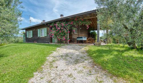 Three-Bedroom Vacation Home 