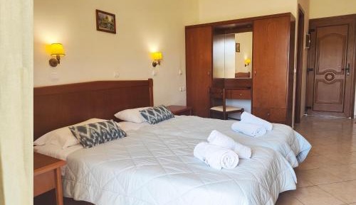 Deluxe Double or Twin Room with Sea View