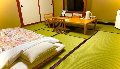 Japanese-Style Room - Smoking