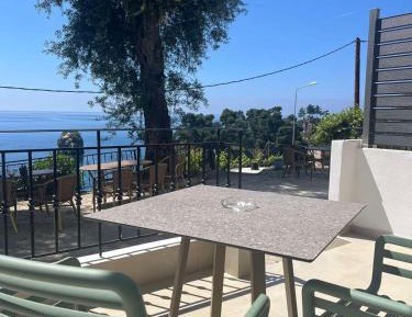 Studio with Sea View