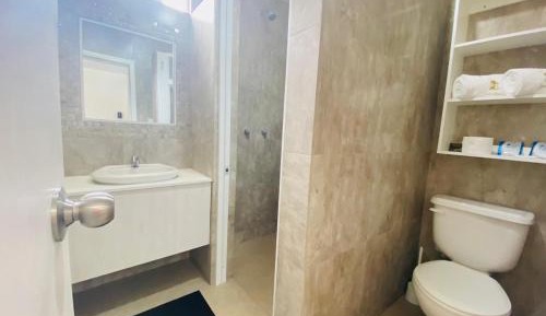 Deluxe Suite with Spa Bath