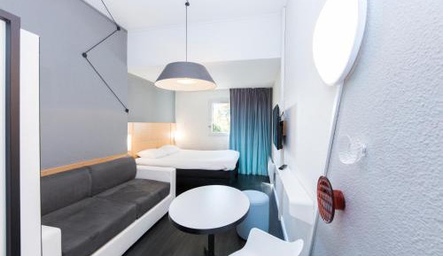 Standard Room with One Double Bed and Two Single Beds