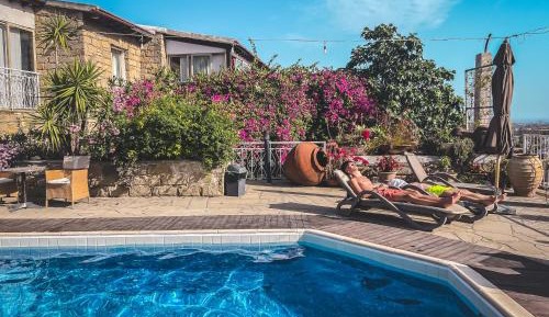 One-Bedroom Apartment - Adamos House