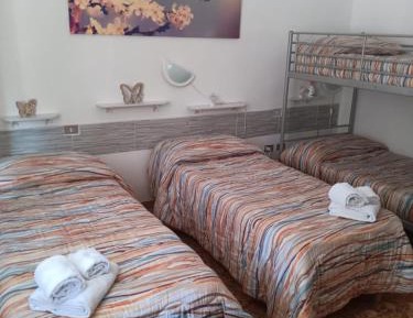 Quadruple Room with Shared Bathroom