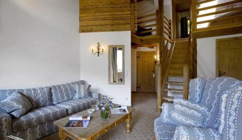 Suite with Mountain View