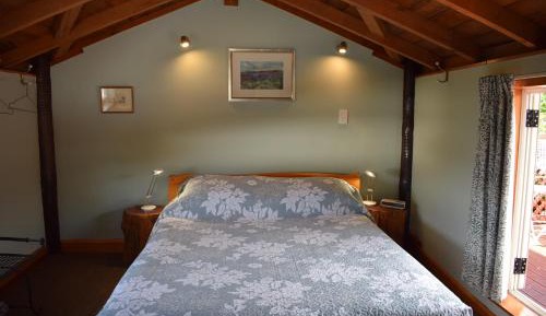 One-Bedroom Chalet (No Pets Allowed)