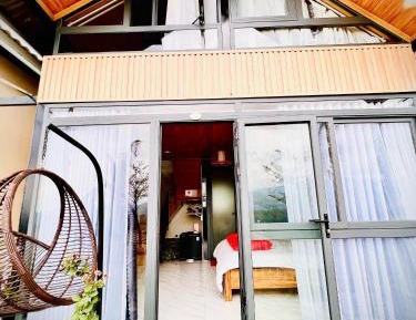 Quadruple Room with Mountain View