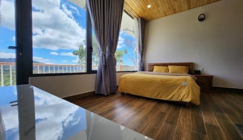 Double Room with Mountain View