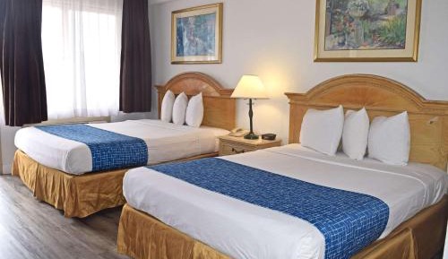 Queen Room with Two Queen Beds - Non-Smoking