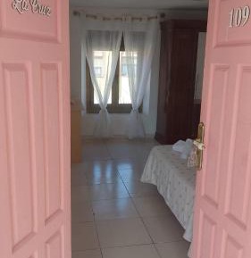 Standard Double Room with Shared Bathroom