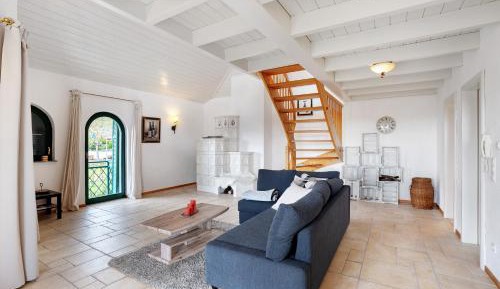 Superior One-Bedroom Apartment with Balcony