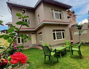 Three-Bedroom Holiday Home 