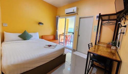 Quadruple Room with Mountain View