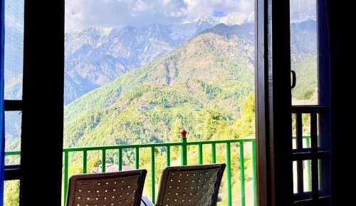 Double Room with Balcony (3 Adults)