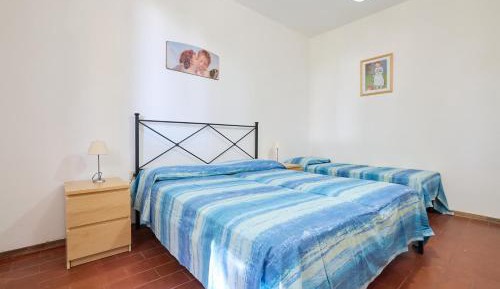 Superior One-Bedroom Apartment