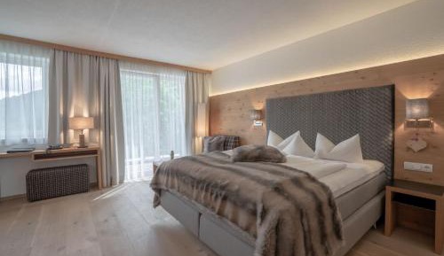 Superior Double Room with Balcony