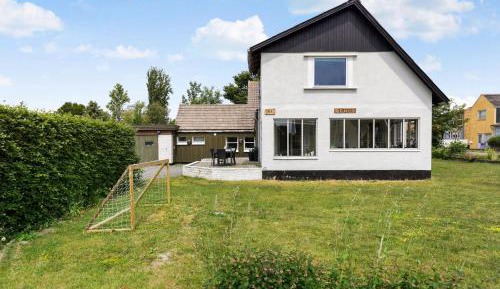 Four-Bedroom Holiday Home