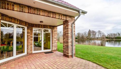 Three-Bedroom Superior Apartment