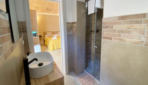 Triple Room with Private Bathroom
