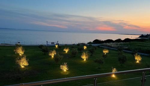 Studio Apartment with Sea View