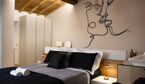 Queen Room with Spa Bath