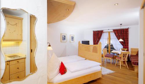 Double Room with Shower