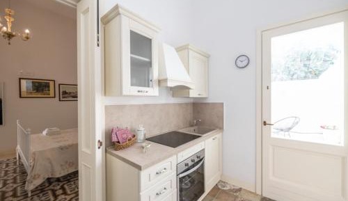 King Room with Spa Bath