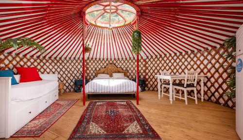 Yurt with big garden