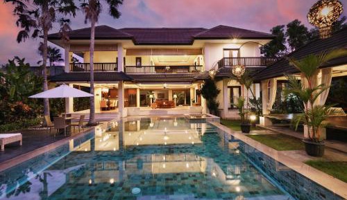 Villa with Private Pool