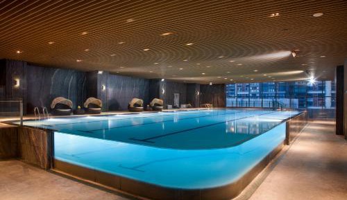 Standard King Room with City View - Lounge Access