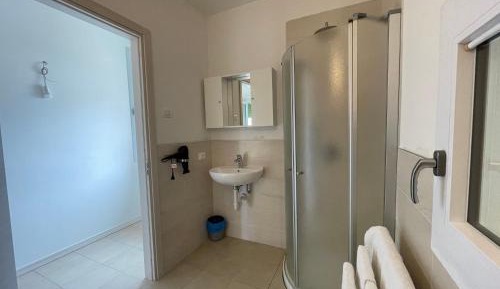 Family Room with Garden View