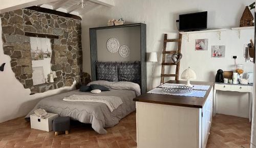 Double or Twin Room with Private Bathroom