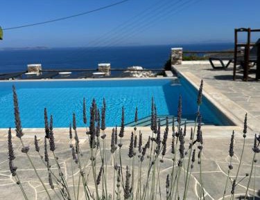 One-Bedroom Apartment with Sea View