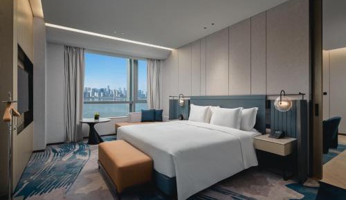 One-Bedroom Suite with River View