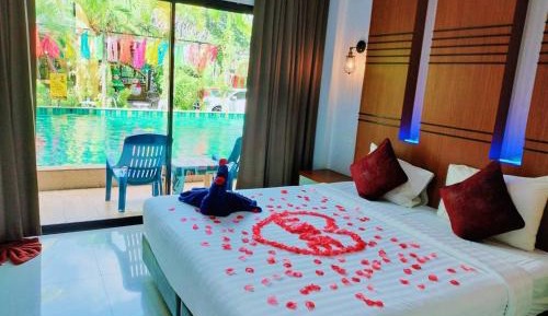 King Room with Pool View