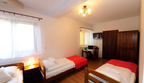 Triple Room with Private Bathroom