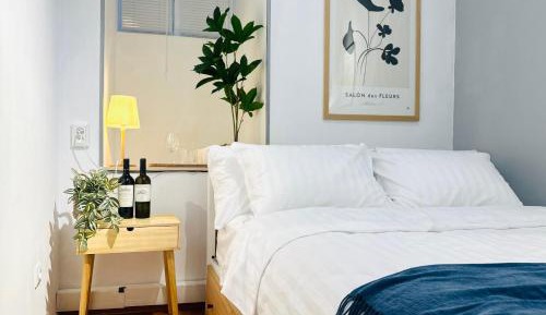 Double Room with Private External Bathroom